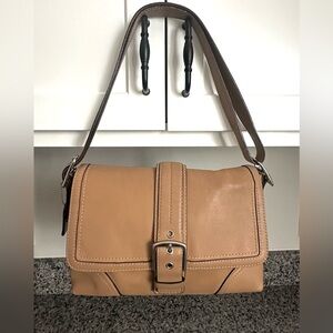 Vintage Coach Hampton Handbag F11196